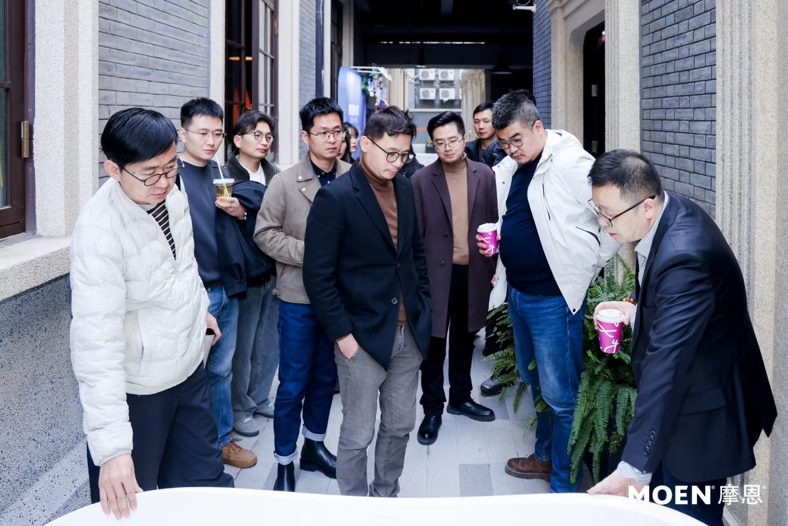 配图六.jpg 配图六.jpg